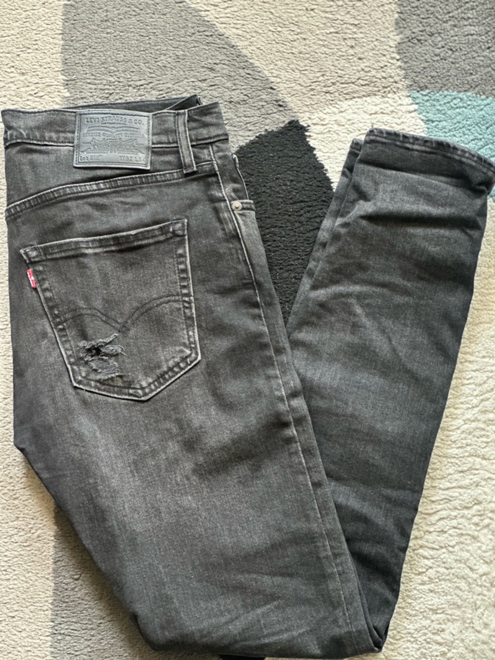 Levi's Men's Distressed Charcoal Skinny Jeans